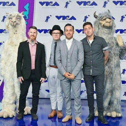 💜here some pictures of the boy's from the vma's 💜 Youngblood (Fall