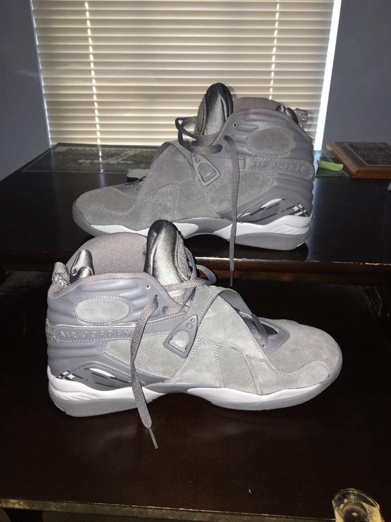 wolf grey 8s