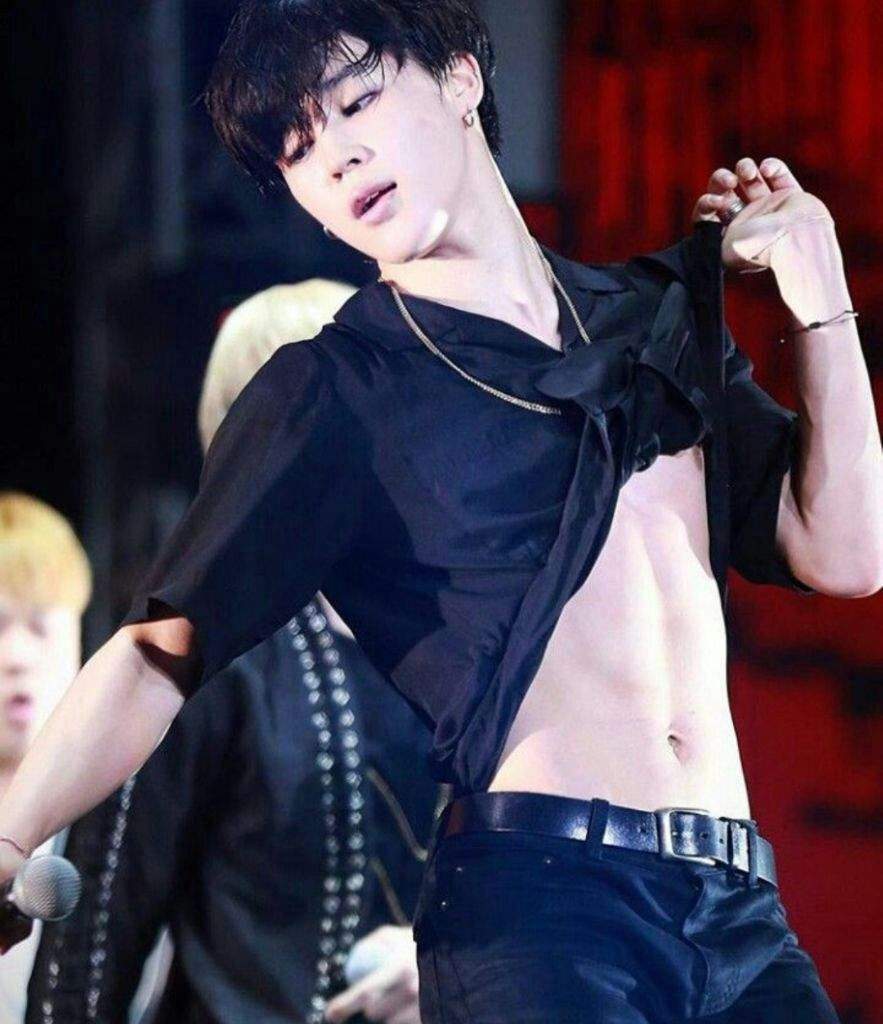 Bias Sin Camiseta Jungkook No Tiene Tantas Fotos Sin Camisa Como Jimin Army S Amino Amino