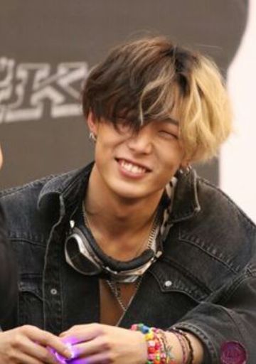 🐇bobby's half hair appreciation🐇 | iKON 