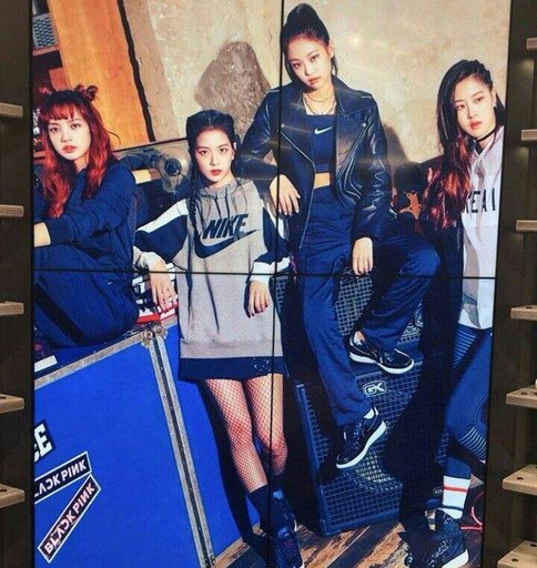 blackpink rose nike
