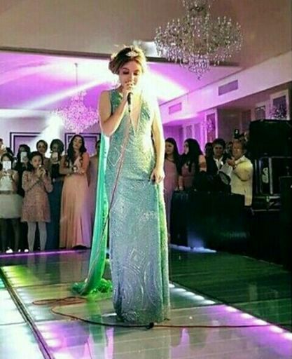 Karol sevilla con su vestido | Fans Oficiales De Soy Luna Amino