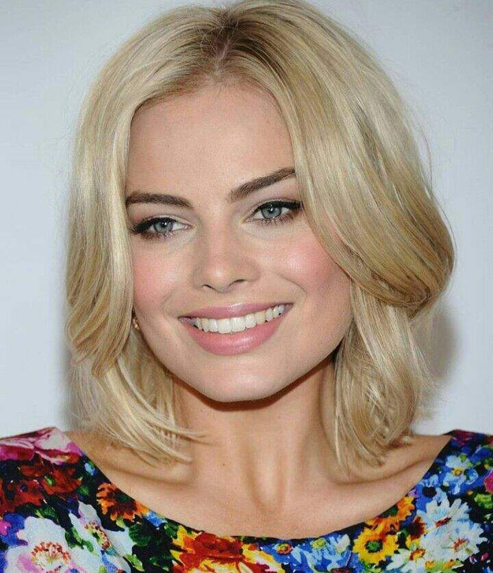 Margot Robbie Wiki Batman Brasil Amino