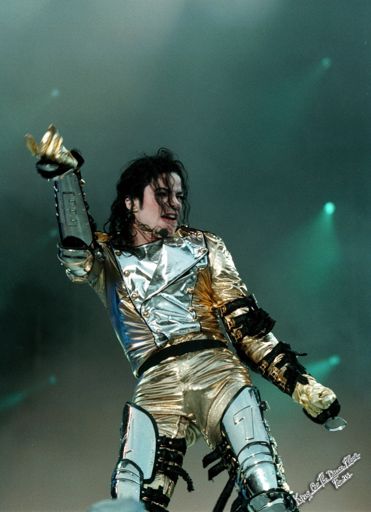 History World Tour Live 