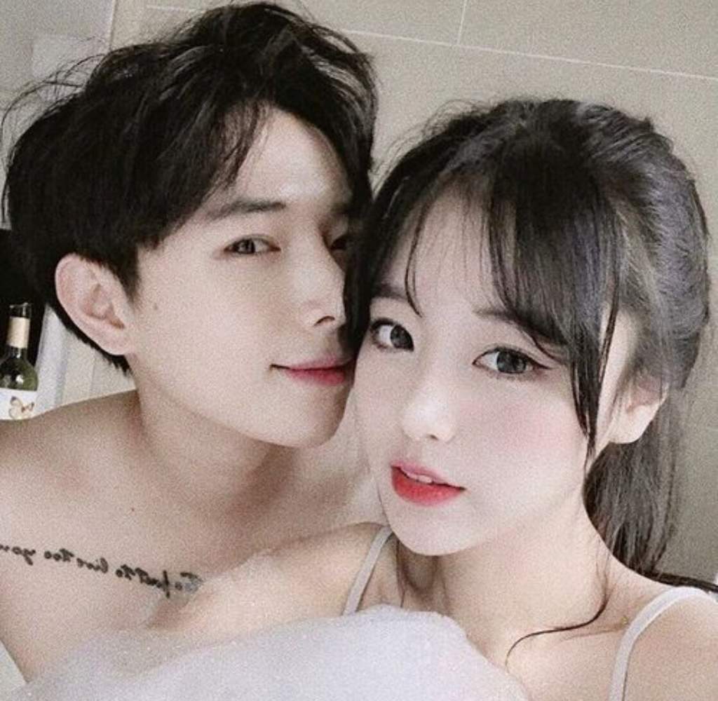 Korean couple leak