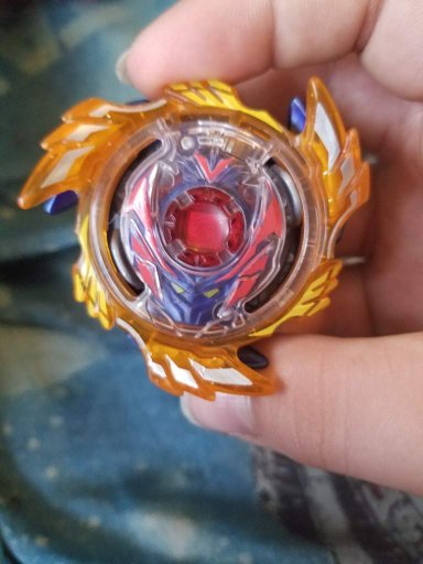 valtryek v3 takara tomy