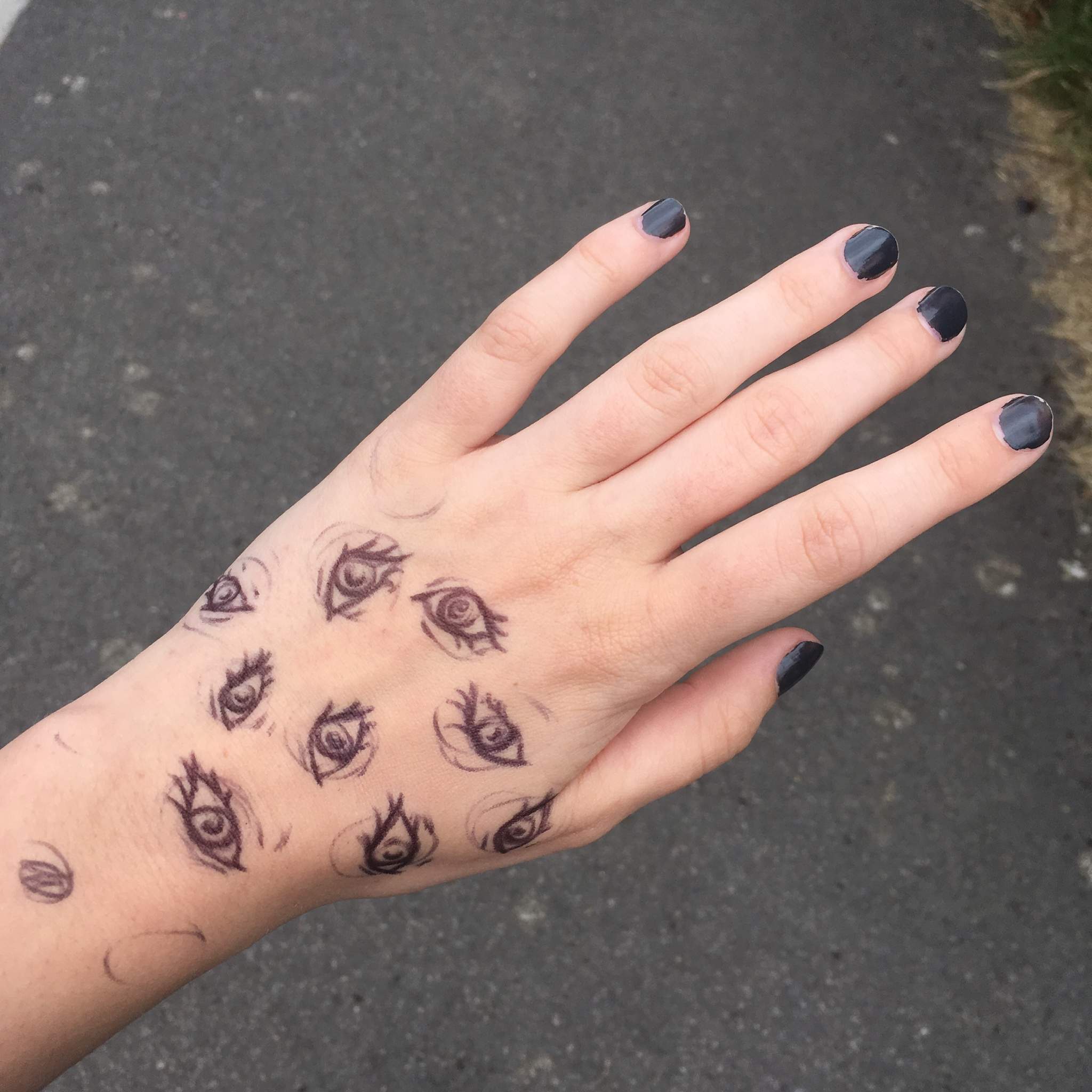 Anime Things To Draw On Your Hand / Doodle Diaries Really Cool Things