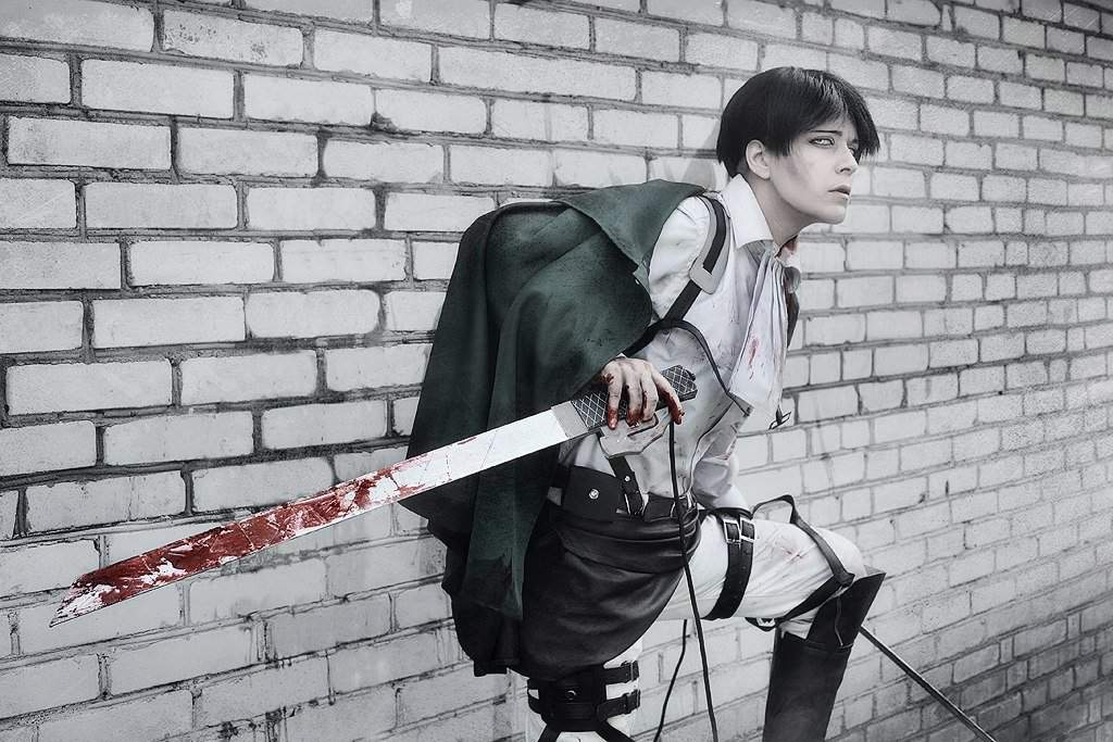 Cosplay attack titan