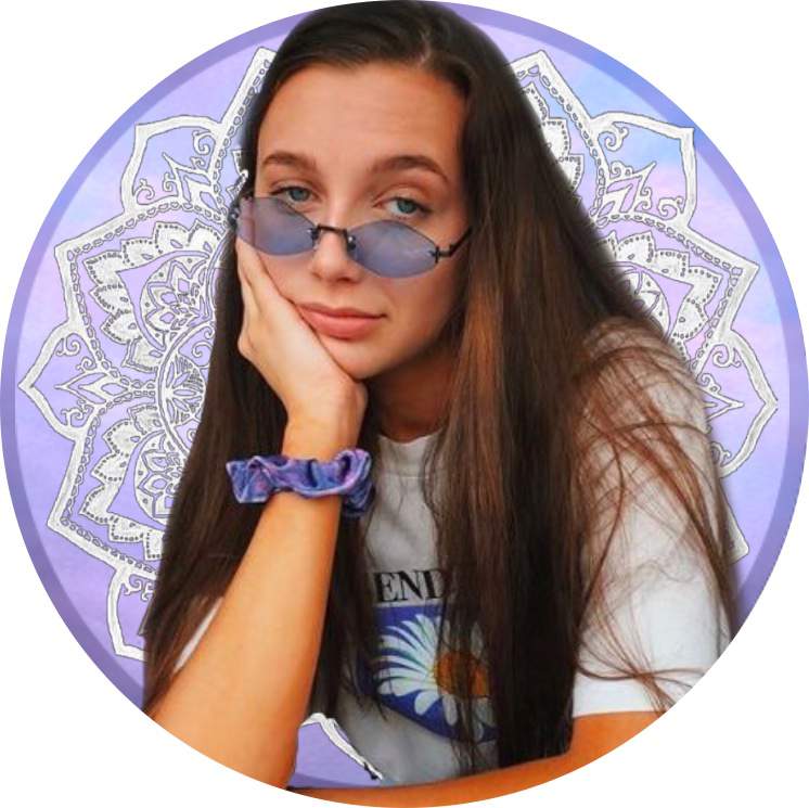 Emma Edit Emma Chamberlain Amino