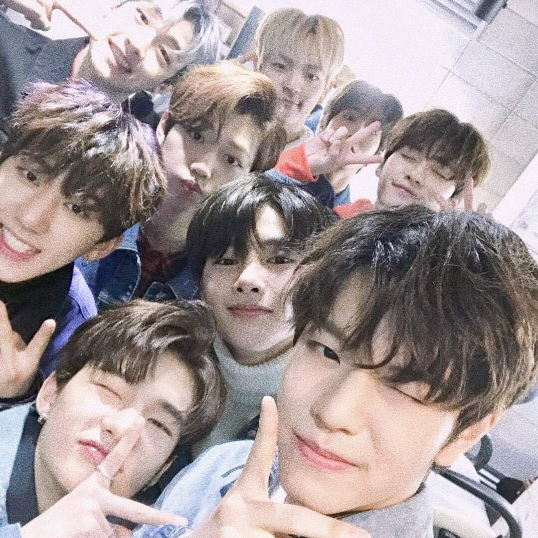 Stray Kids Edits~ 