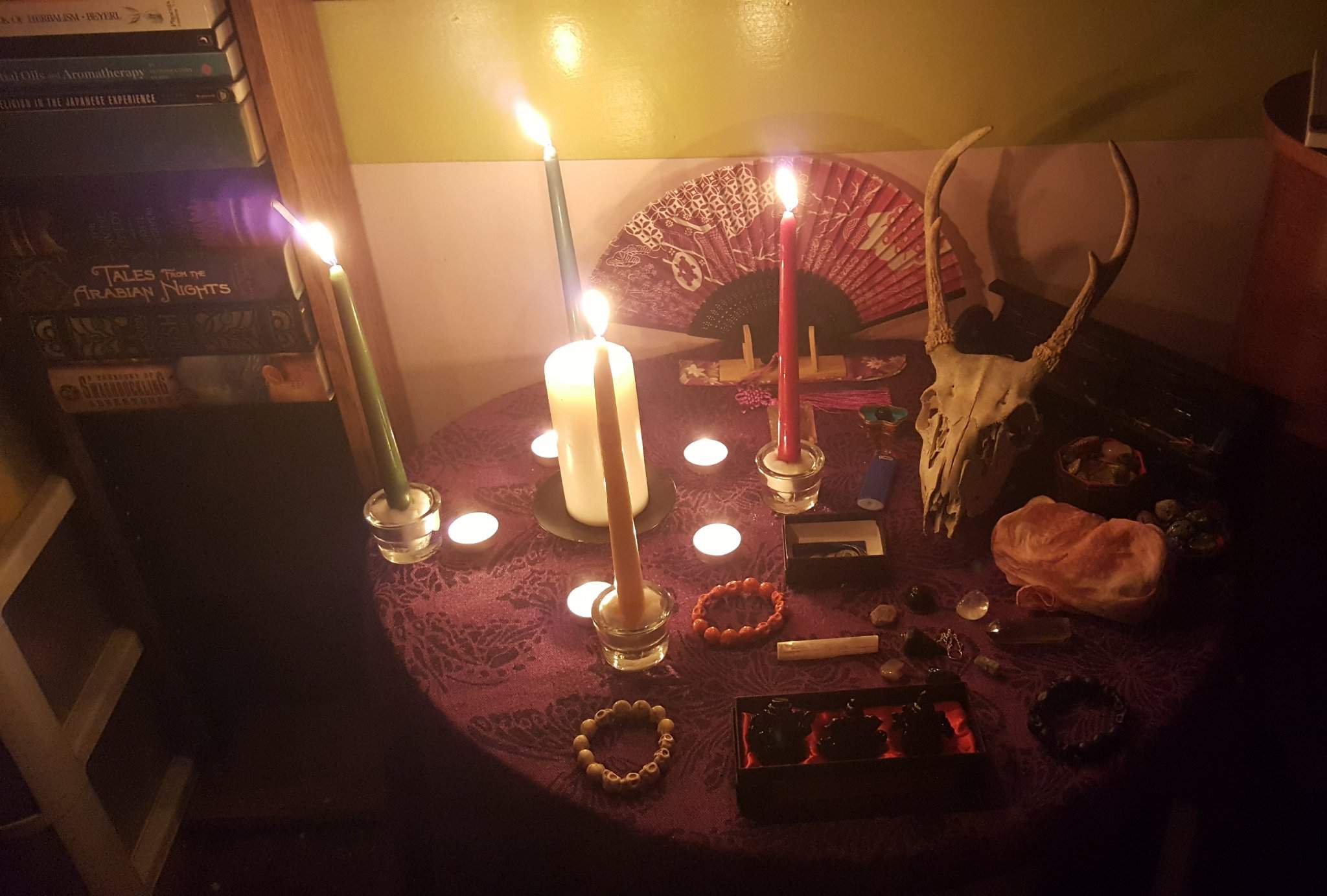 Hedge Witch Altar The Witches Circle Amino