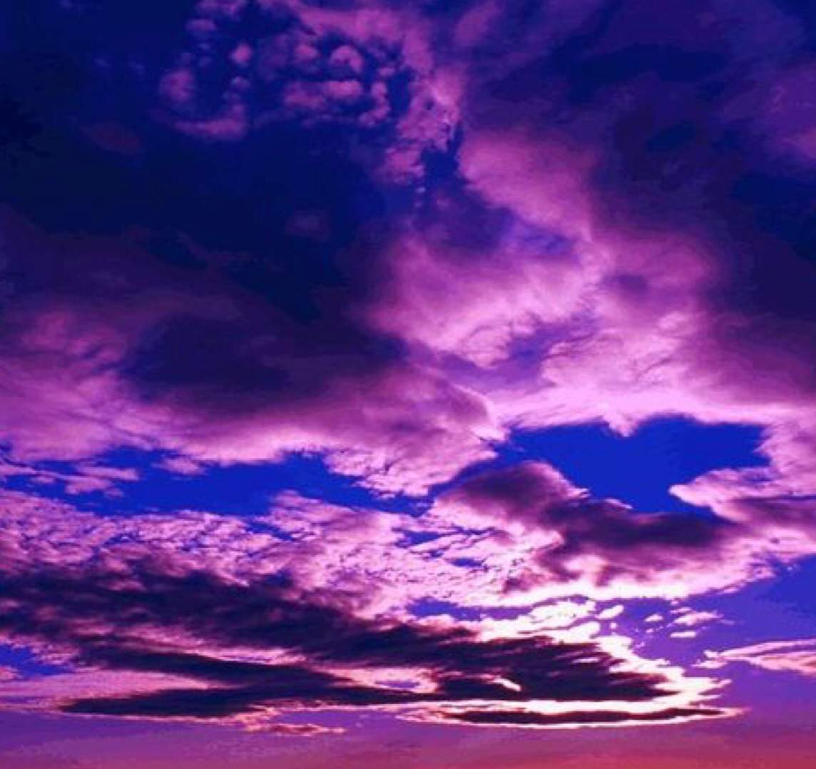 Фиолетовое небо в хорошем качестве