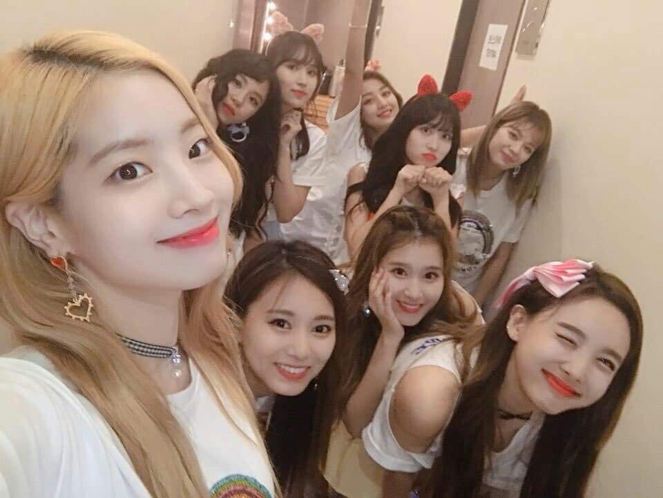 Twice Instagram Twice 트와이스 Chou Tzuyu Amino