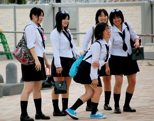 Первый Секс Японских Школьниц Бесплатное Видео