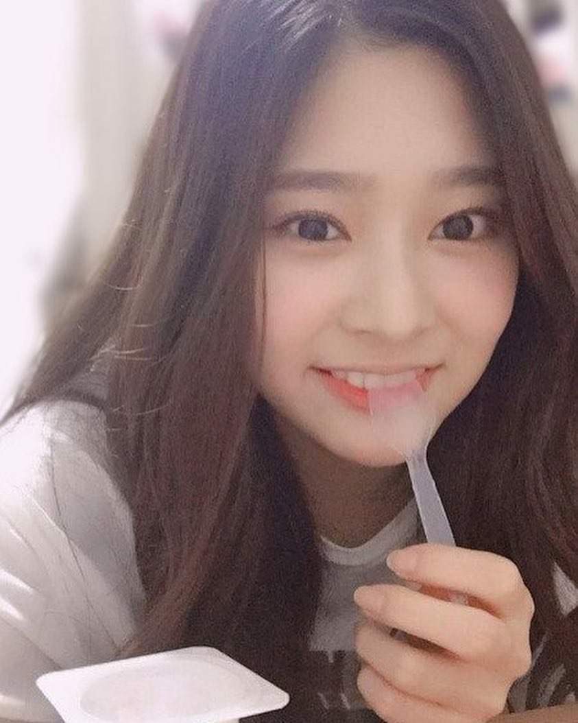 minju(izone) fancafe update💖💖 | K-Pop Amino