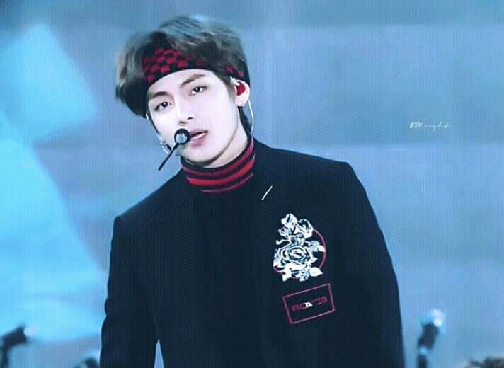 kokain Mose præst The heck how did you survive the mic drop era taehyung | ARMY's Amino