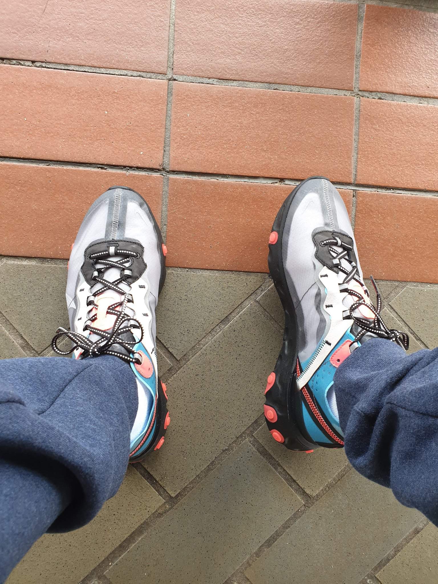 nike react element 87 solar red blue chill
