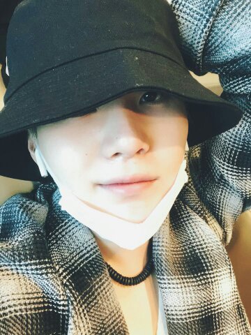 bucket hat yoongi