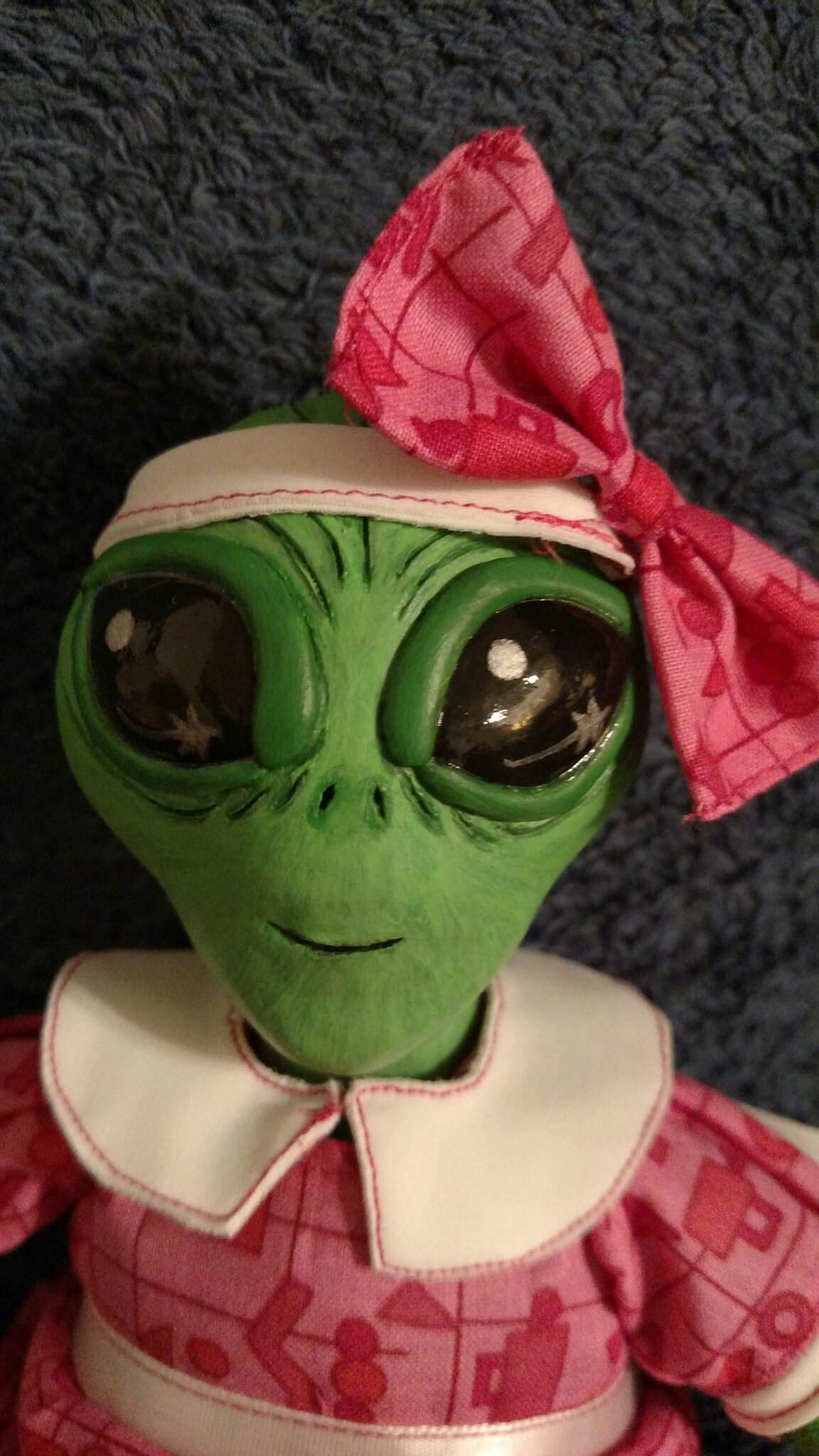 alien doll girl