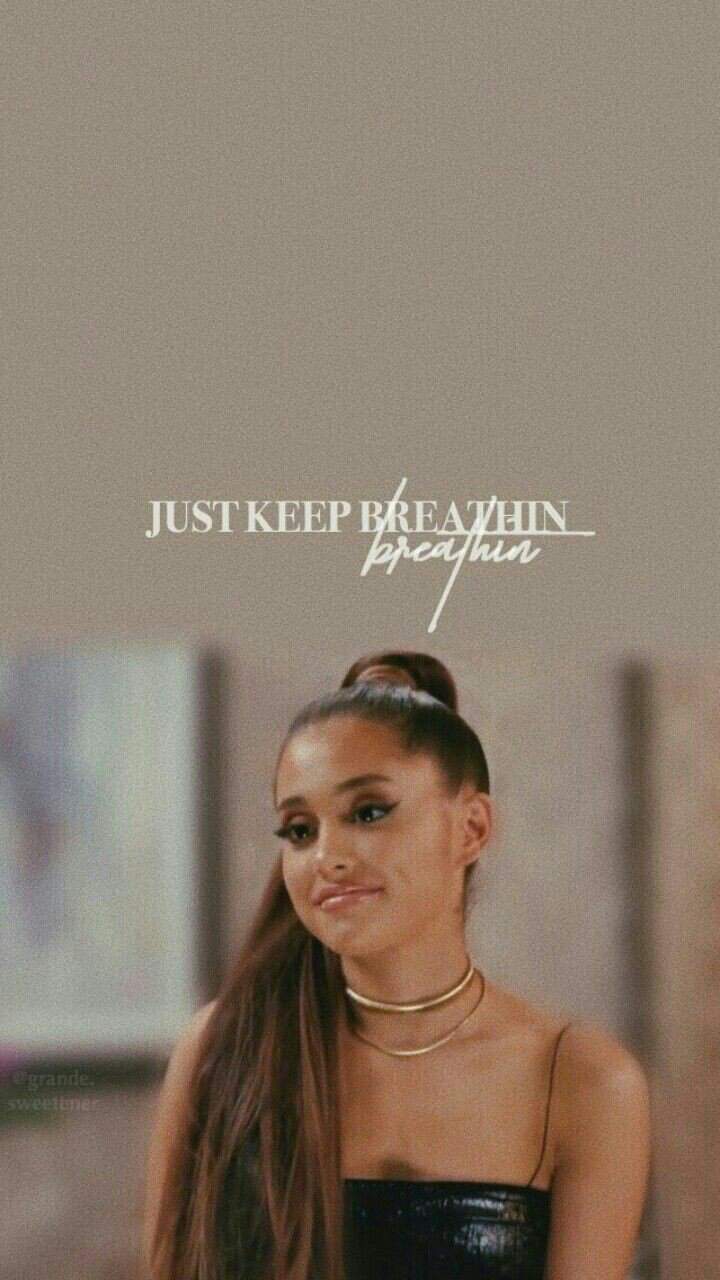 more ariana grande wallpapers (not mine