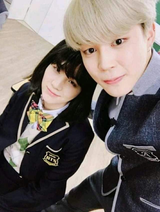 Esta Bien Wuapa La Novia De Jimin No Min Yoongi 😂 👌 🍑jimin Amino 🍑 Amino