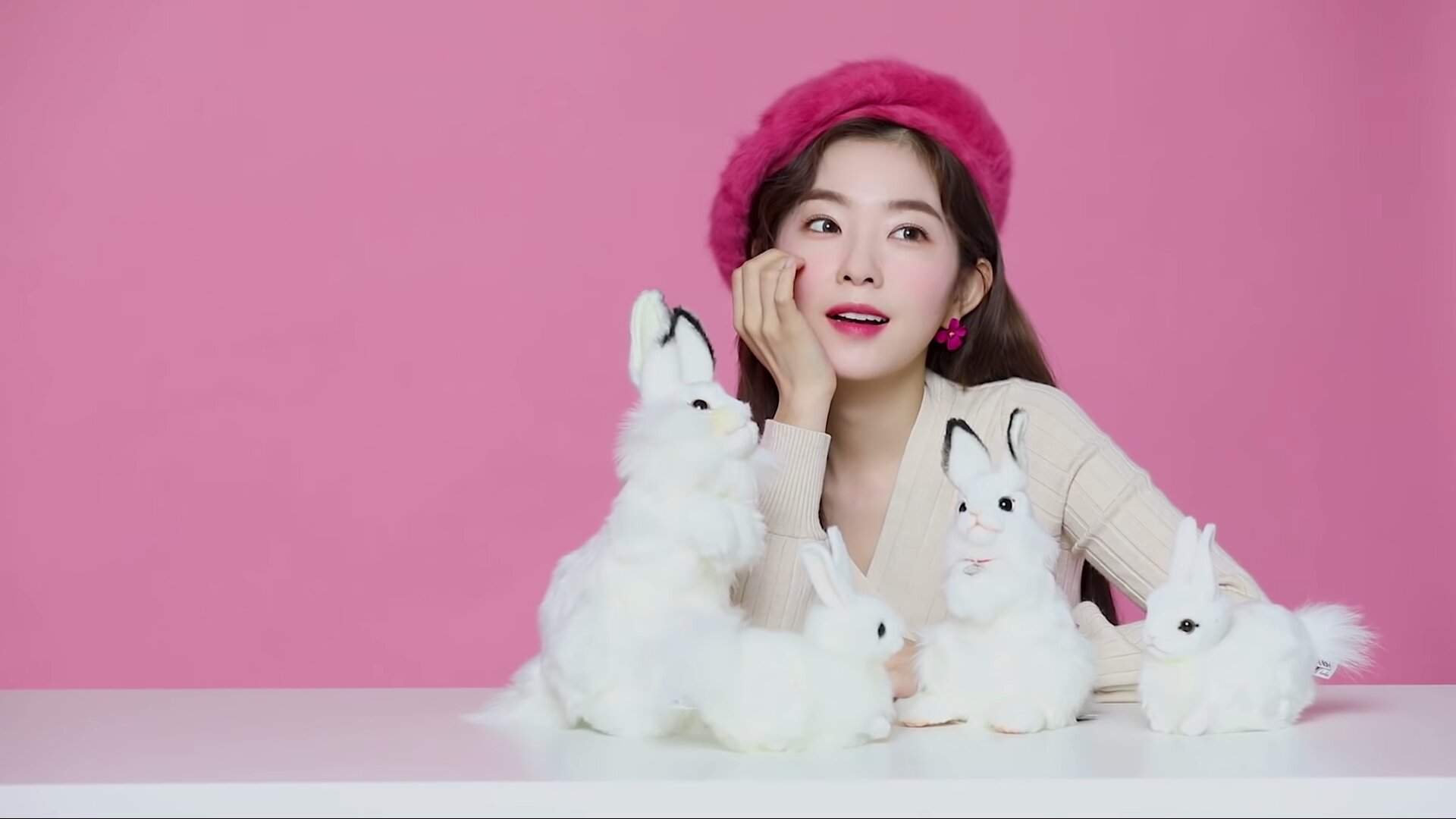 2019 Red Velvet Season's Greetings preview | screenshots | IRENE ♡ (아이린