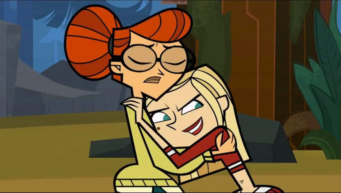 the Lesbian crack shhip for consideration: Total Drama Official Amino.