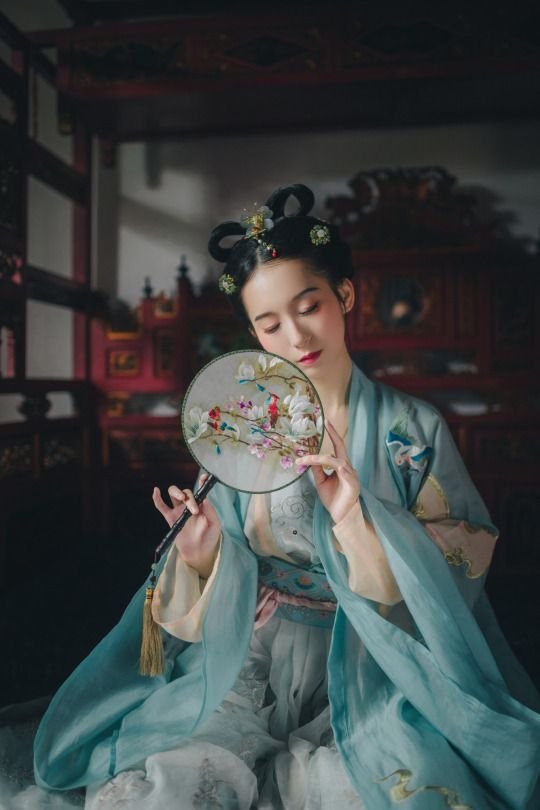 What is a chinese geisha called