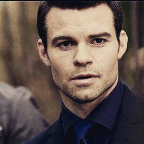 elijah mikaelson vampire face