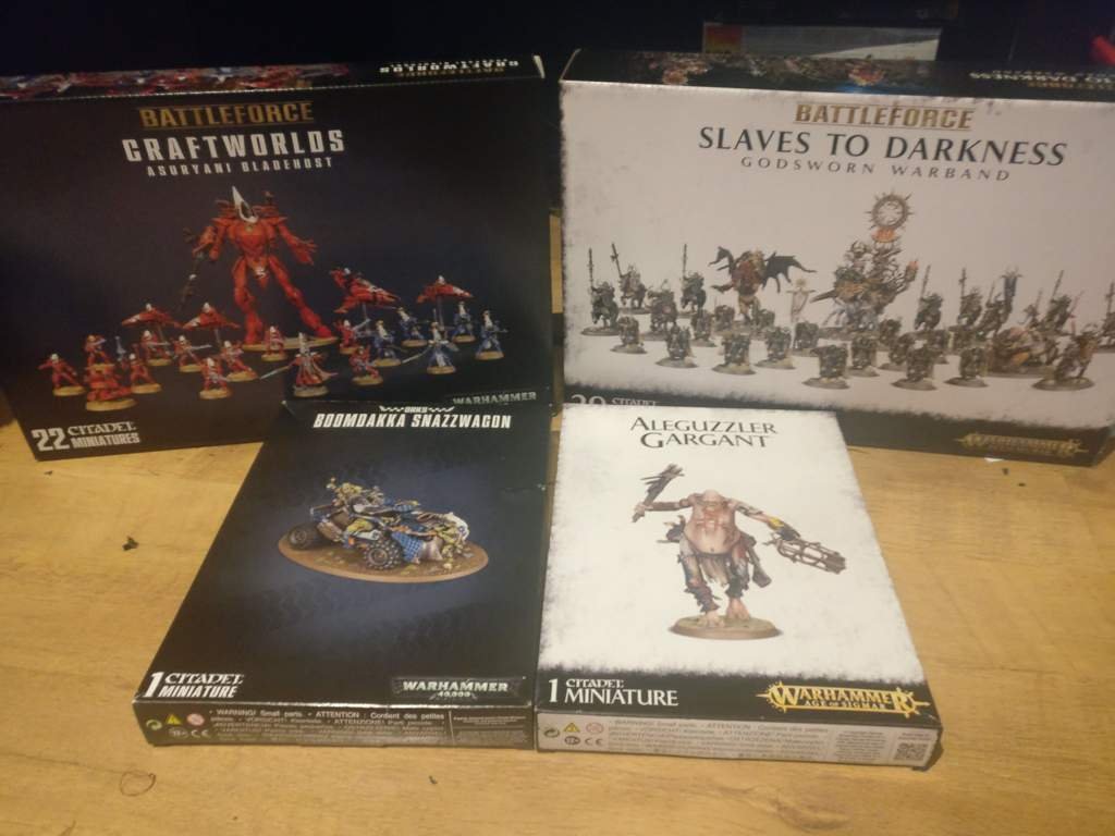 Warhammer Christmas Bundles 2022 Craftworlds Christmas Haul | Warhammer 40K Amino