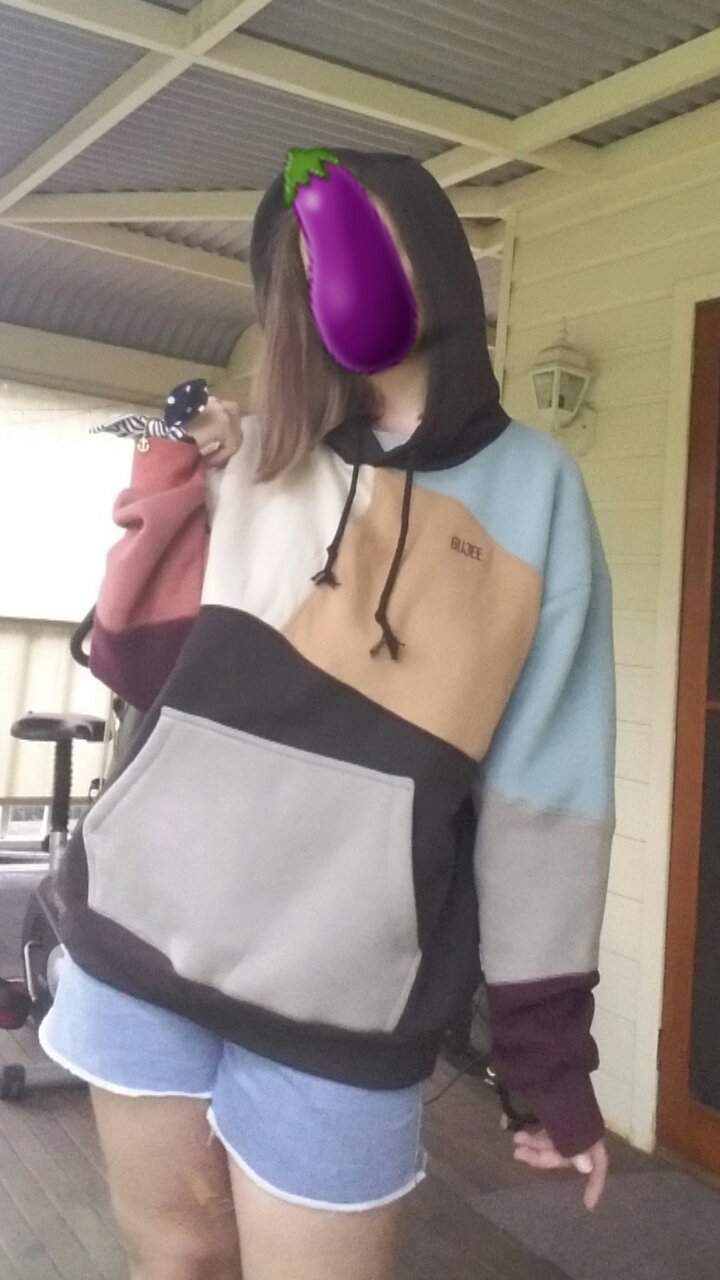 gujee hoodie