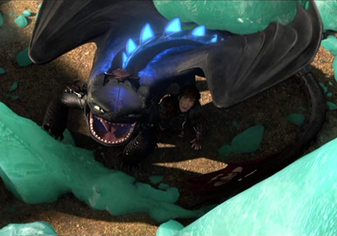 Toothless, "Alpha Mode" or a Titan Wing? | H.T.T.Y.D Amino