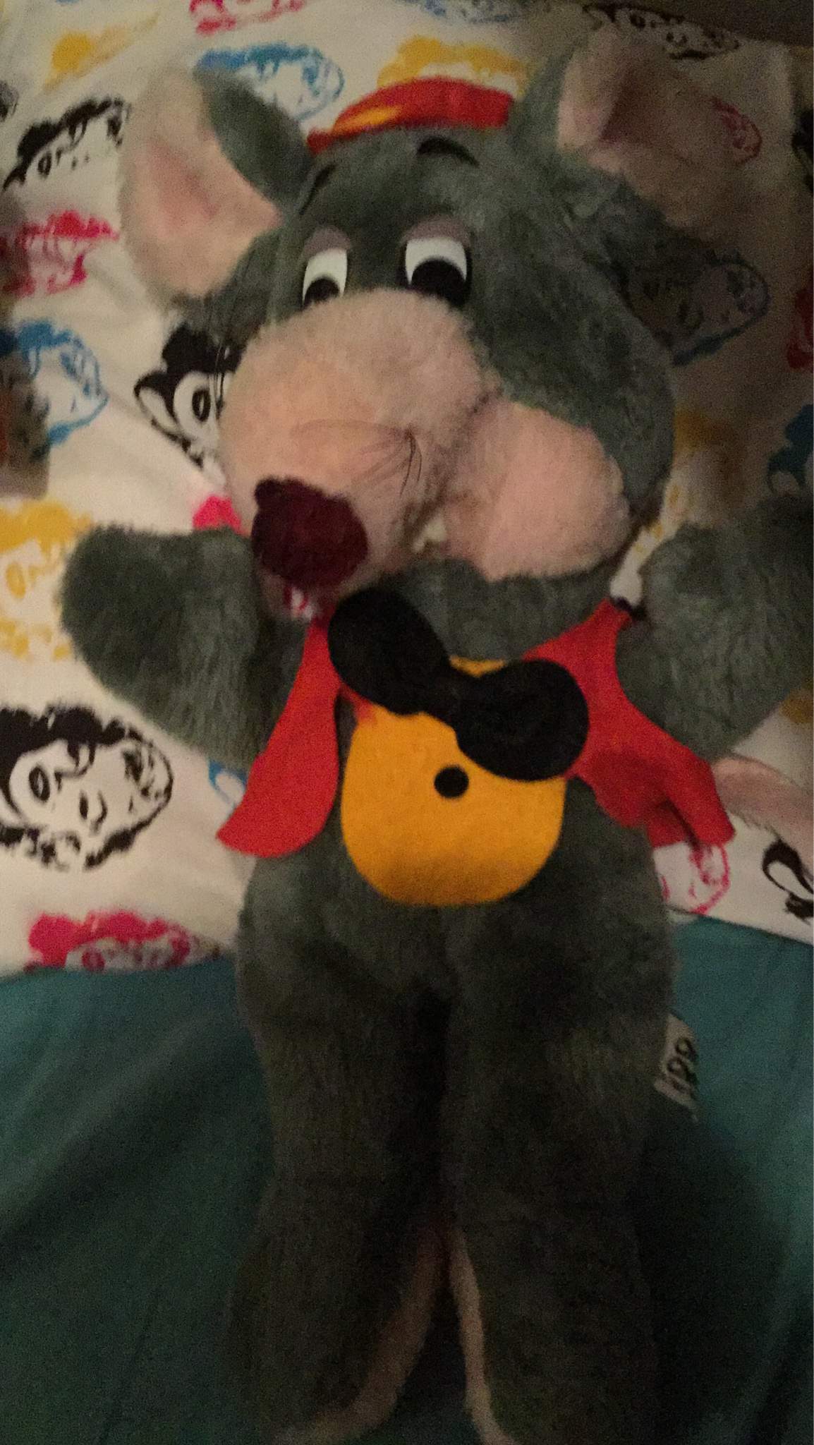 chuck e cheese pizza time theater plush