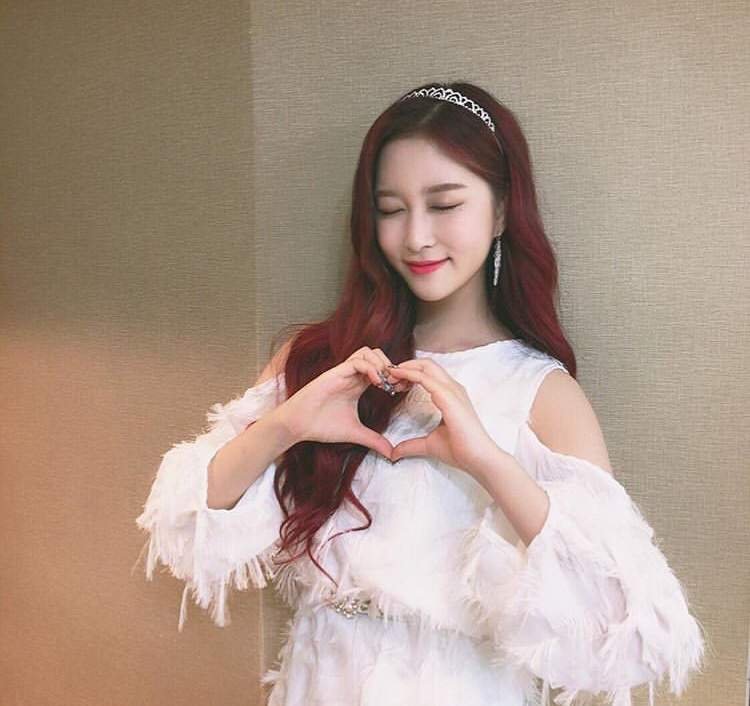 Resultado de imagem para dayoung wjsn