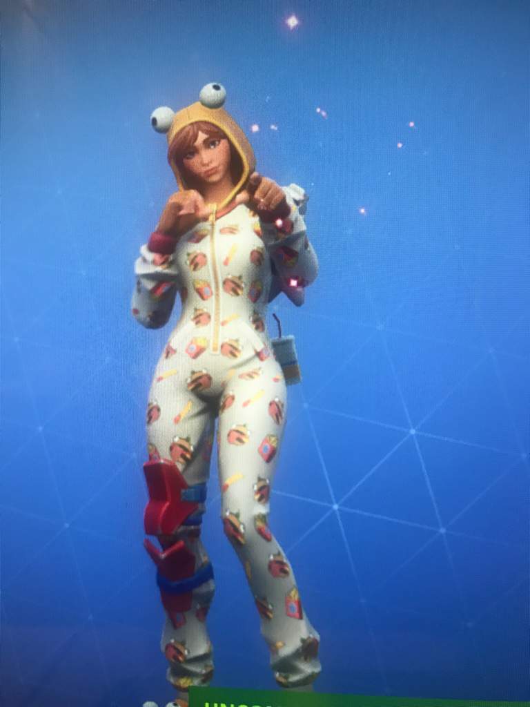just got onesie and my life is complete Fortnite: Battle Royale Armory Amin...
