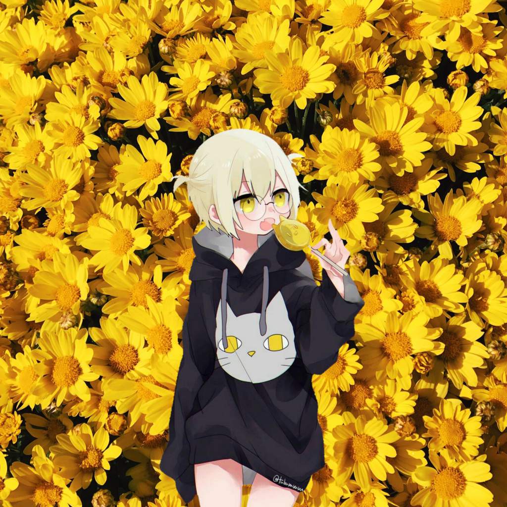 Девушка из аниме с желтыми волосами