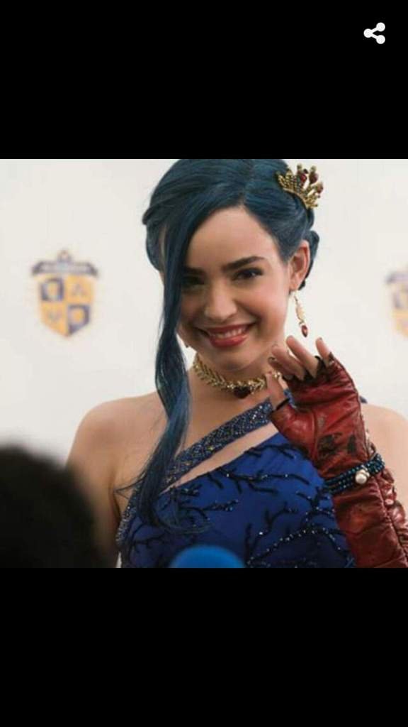 Evie Queen Wiki Malvie( Mal×Evie) Amino