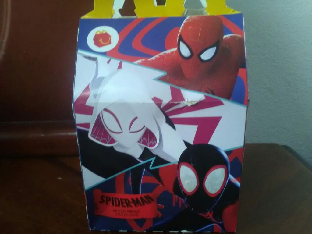 cajita feliz spiderman un nuevo universo