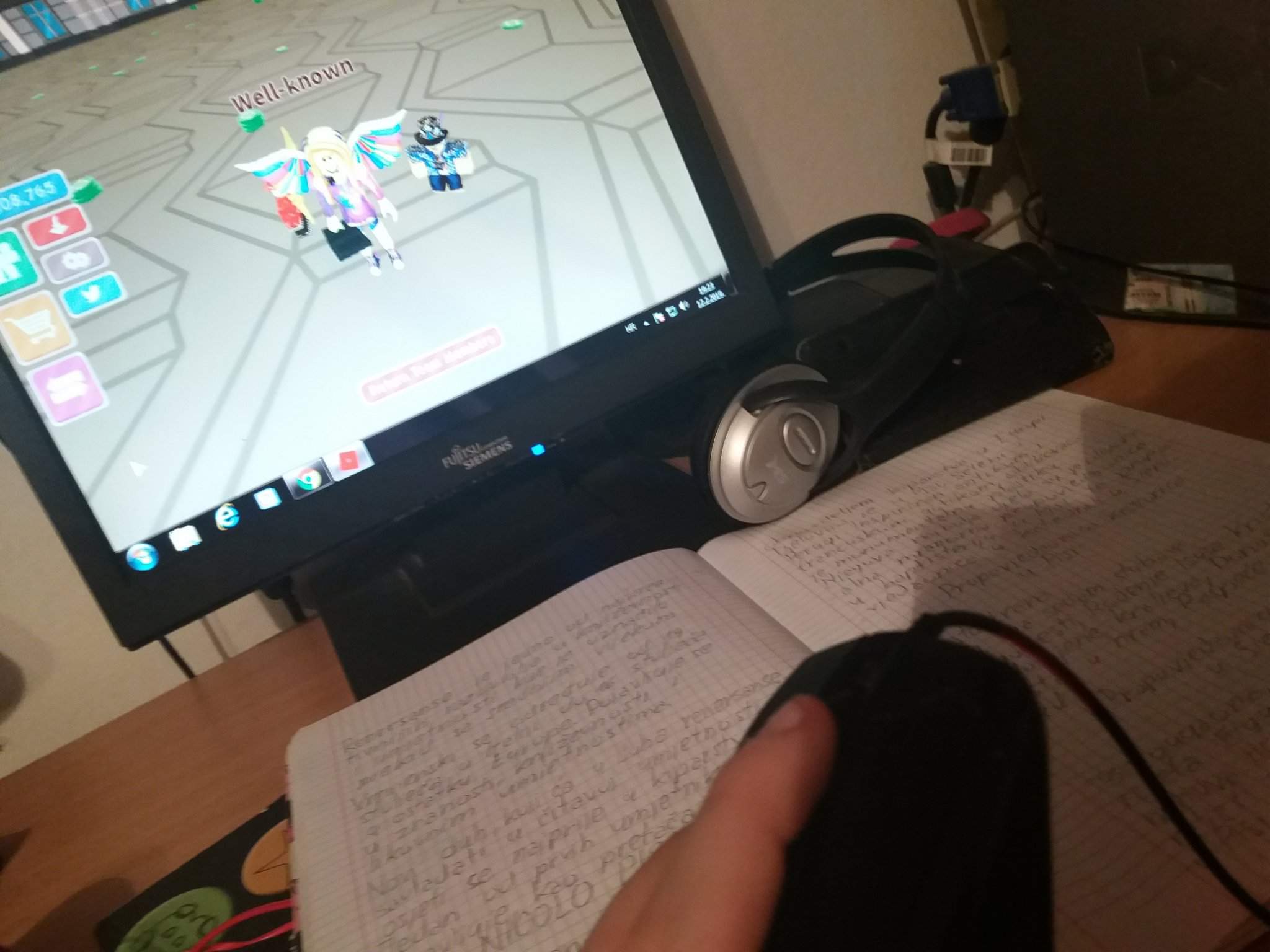 Zoom In Out With Keyboard No Mouse Roblox Amino