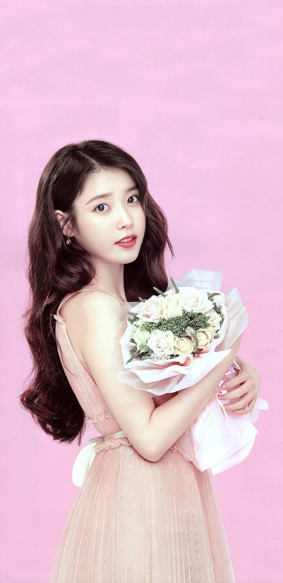 Desktop Wallpaper Lee Ji Eun Iu South Korean K Pop Singer Hd Image Gambaran