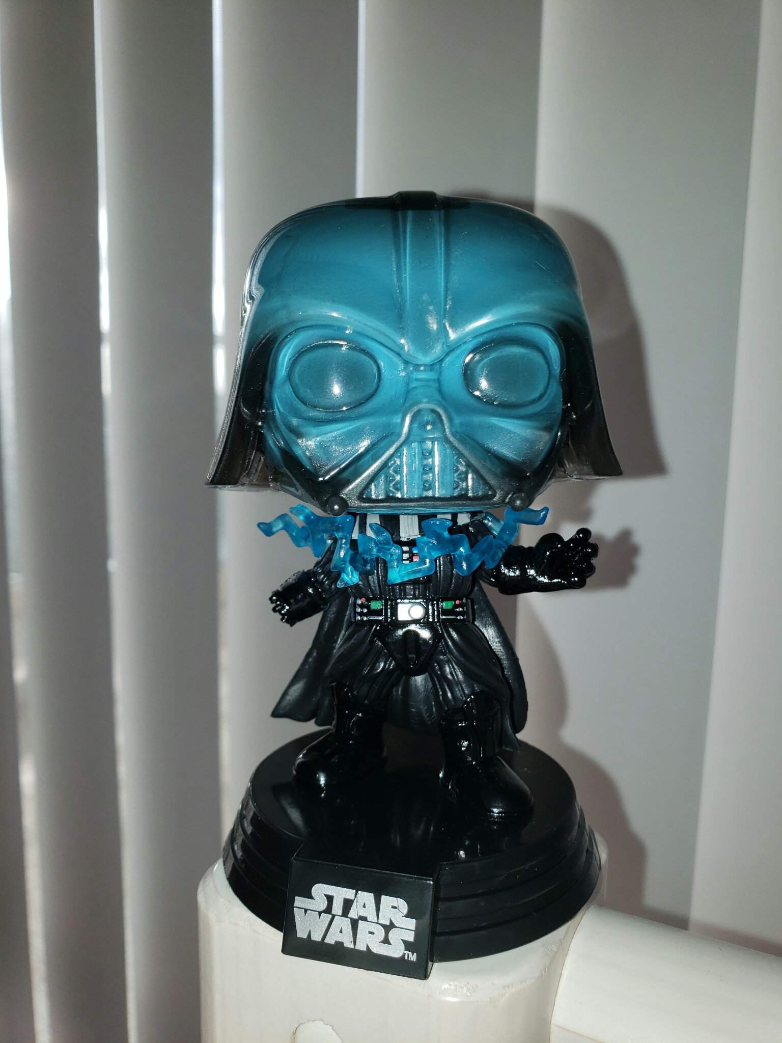 funko electrocuted vader