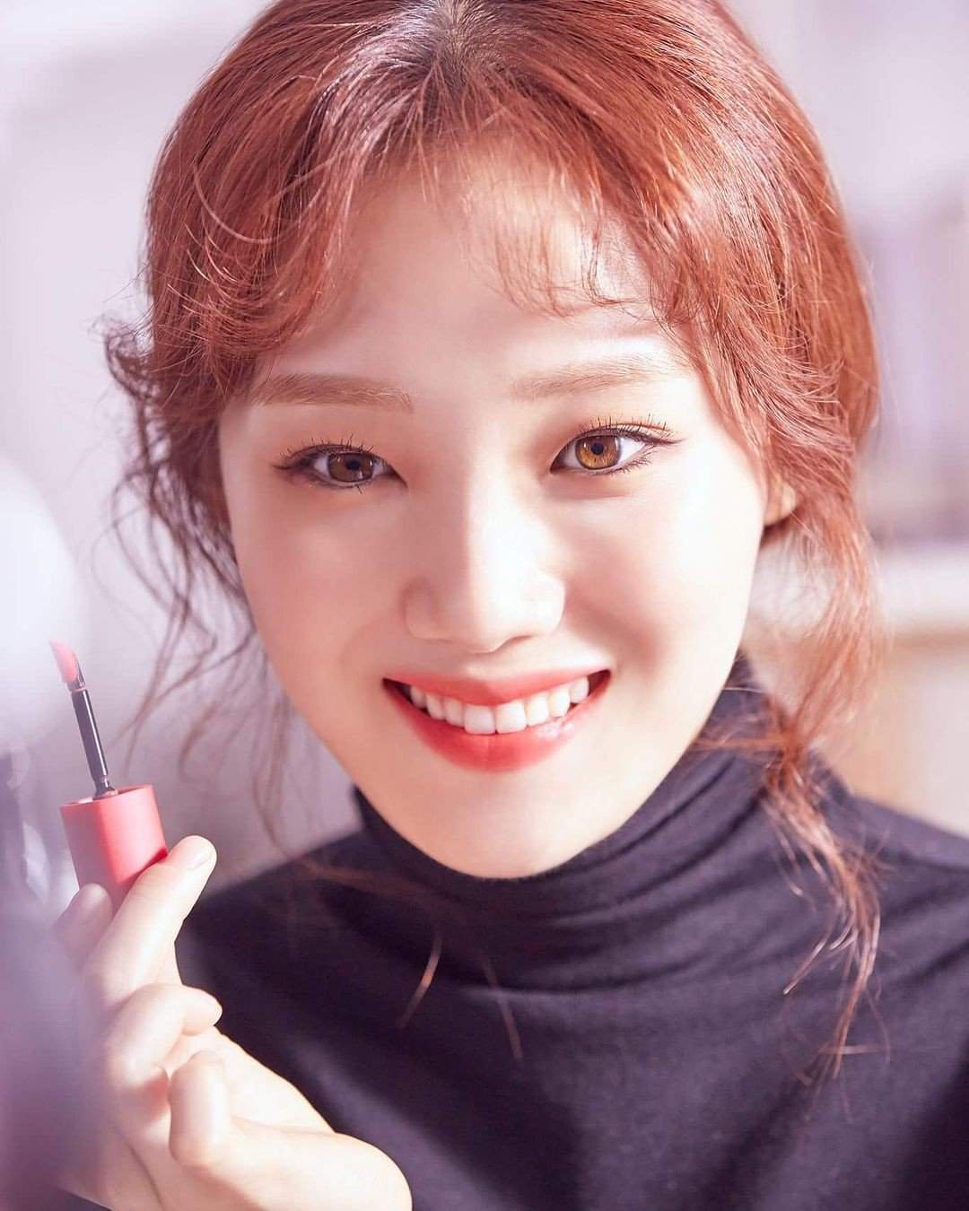 Korean Actress Lee Sung Kyung 💄👄 K Drama Amino