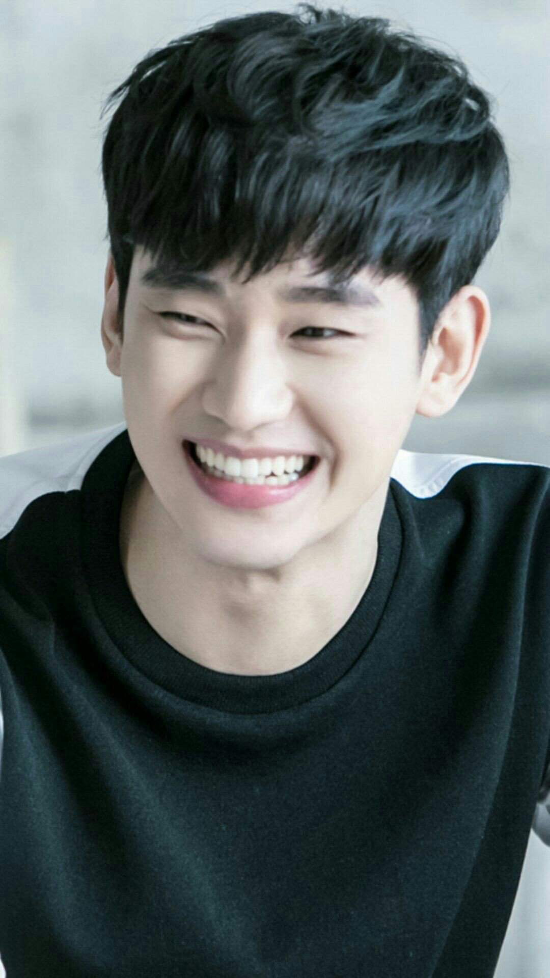 real kim soo hyun netflix