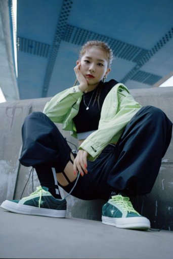 seulgi converse shoes
