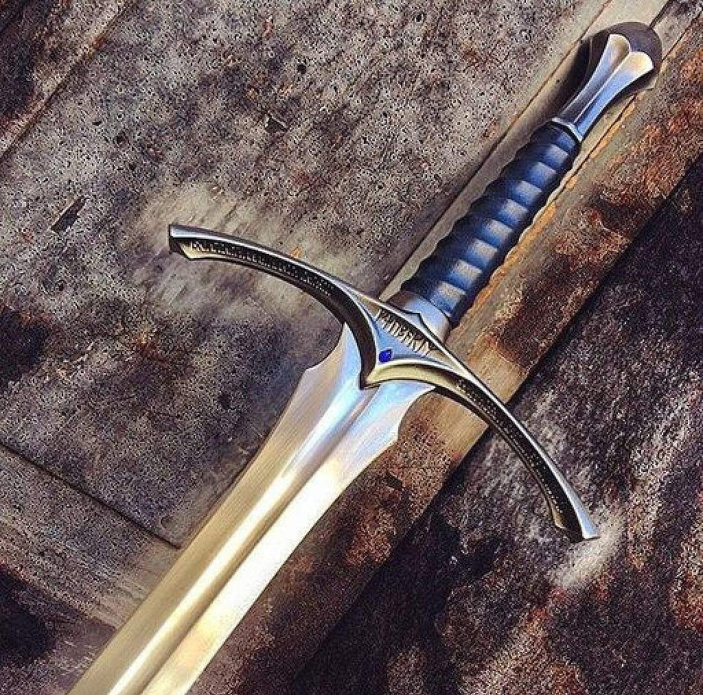 Бракемарт меч