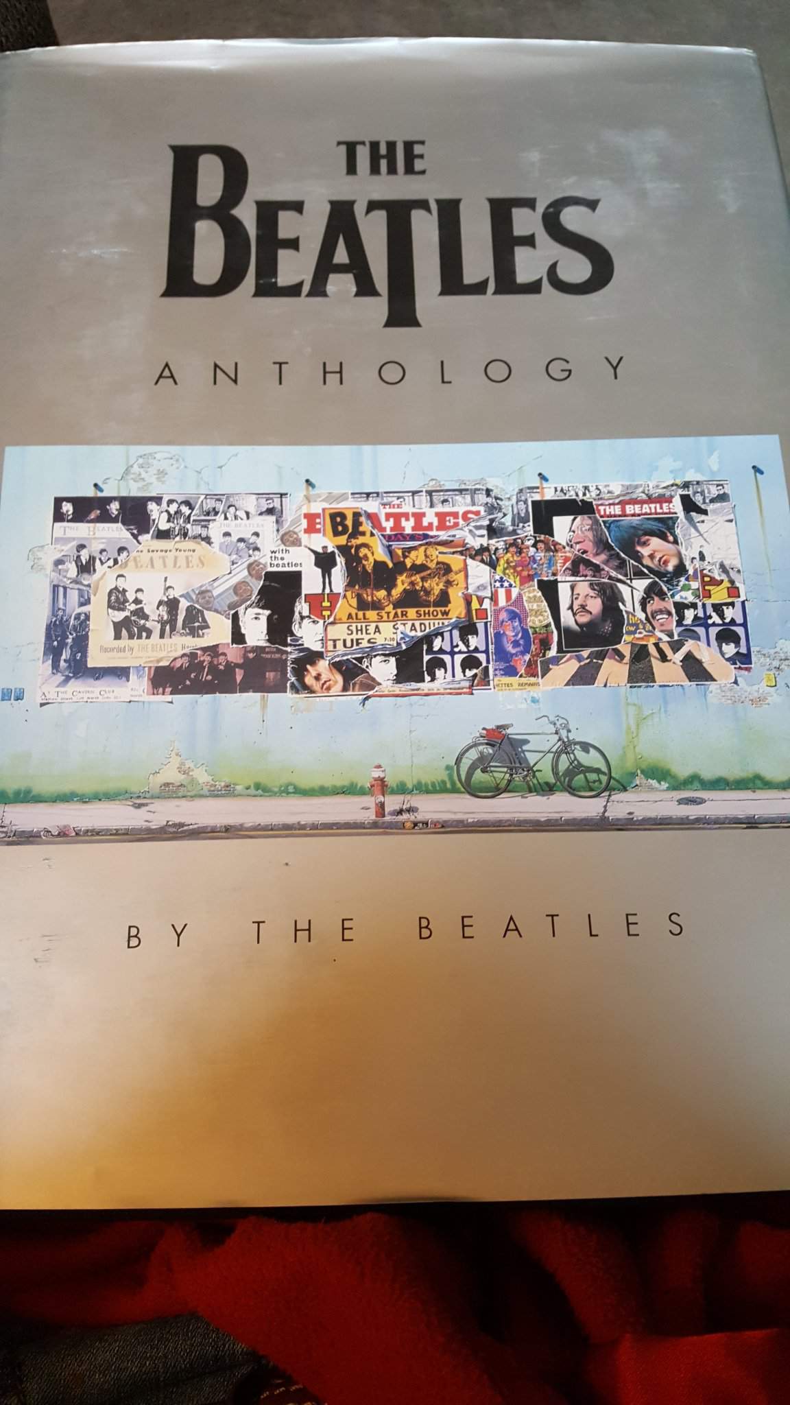 the_beatles_anthology_book_