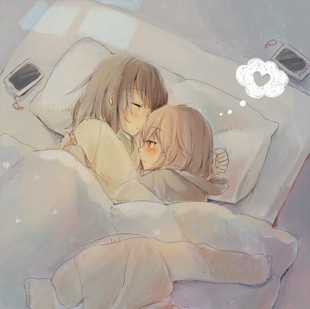 Аниме пара обнимается в постели
