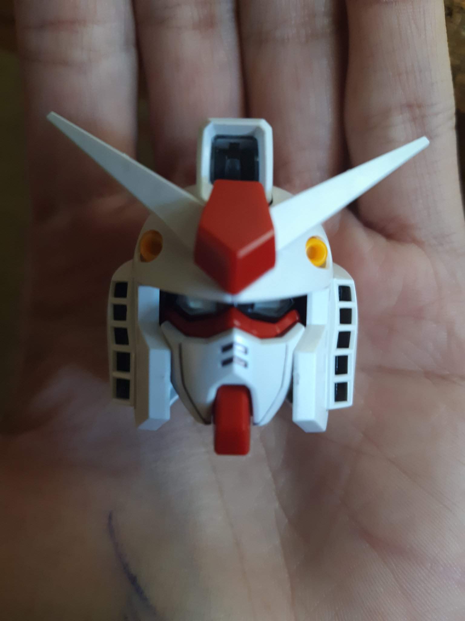Completed The Pg Rx 78 2 Head Gundam Amino