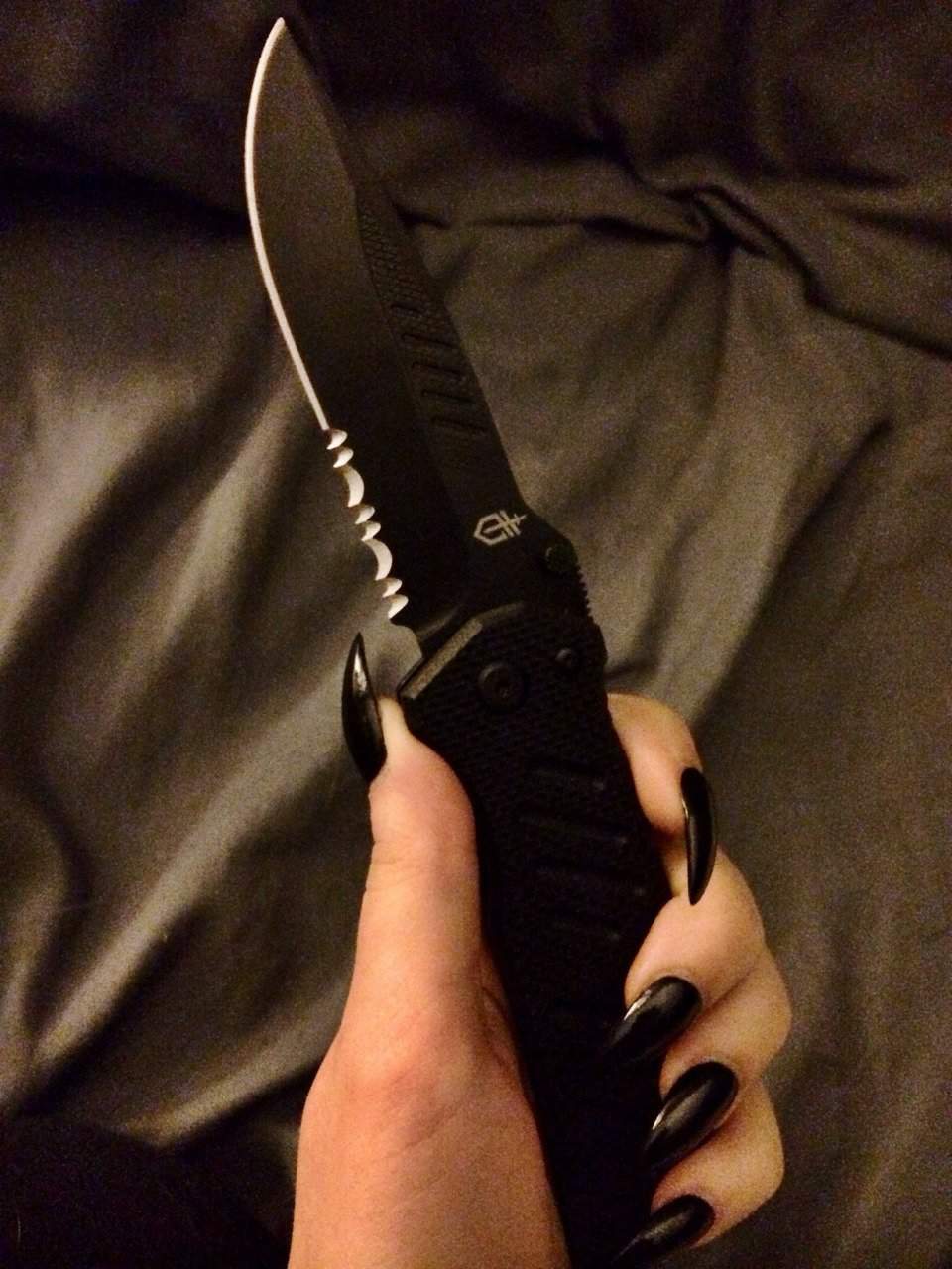 женский нож фото
