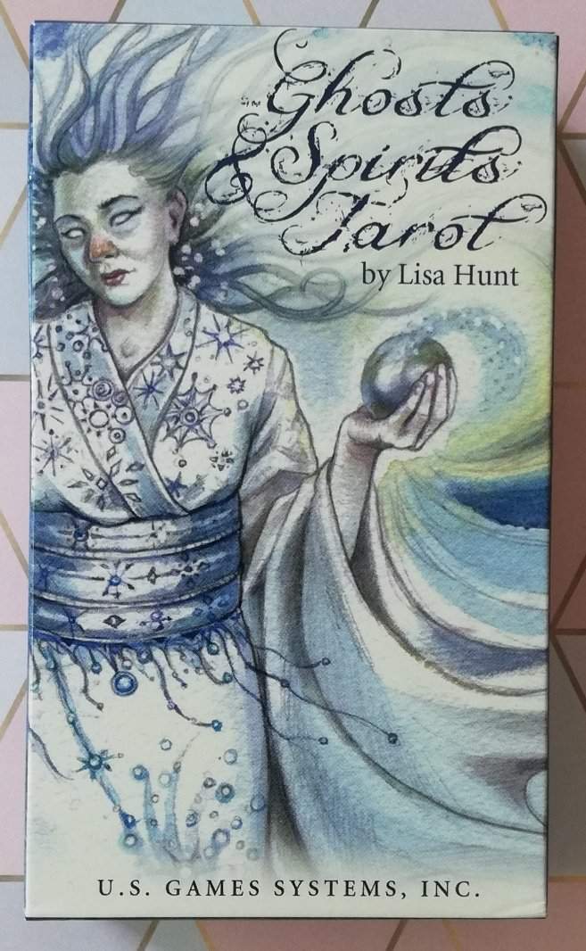 Ghosts Spirits Tarot Wiki Tarot And Divination Amino